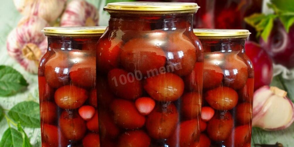 Рецепт маринованных слив на зиму с чесноком