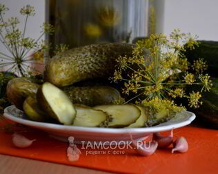 Классические малосольные огурцы