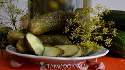 Классические малосольные огурцы