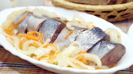 Малосольная селедка