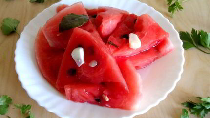 Малосольный арбуз