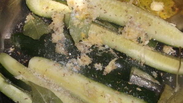 малосольные огурчики без рассола