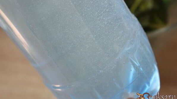 малосольные огурцы на минералке суточные