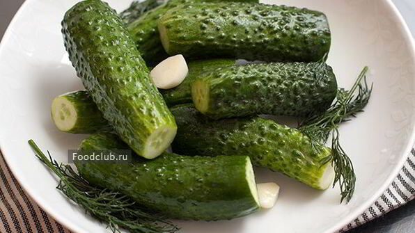 малосольные огурцы