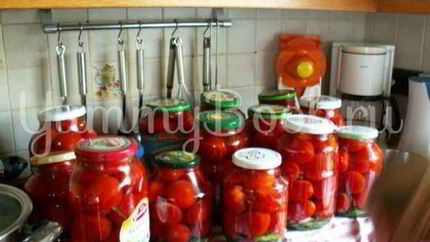 Помидоры консервированные