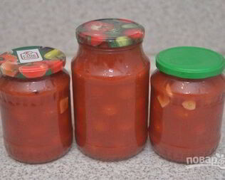 Помидоры в собственном соку с чесноком
