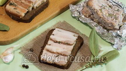 Сало в луковой шелухе