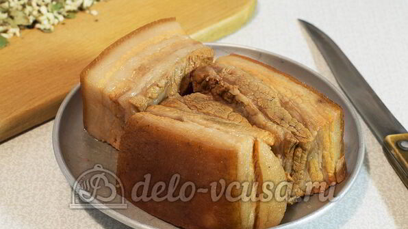 сало в луковой шелухе