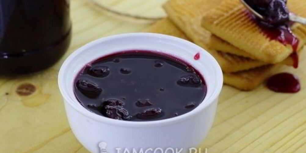 Рецепт жидкого вишневого варенья без косточек на зиму