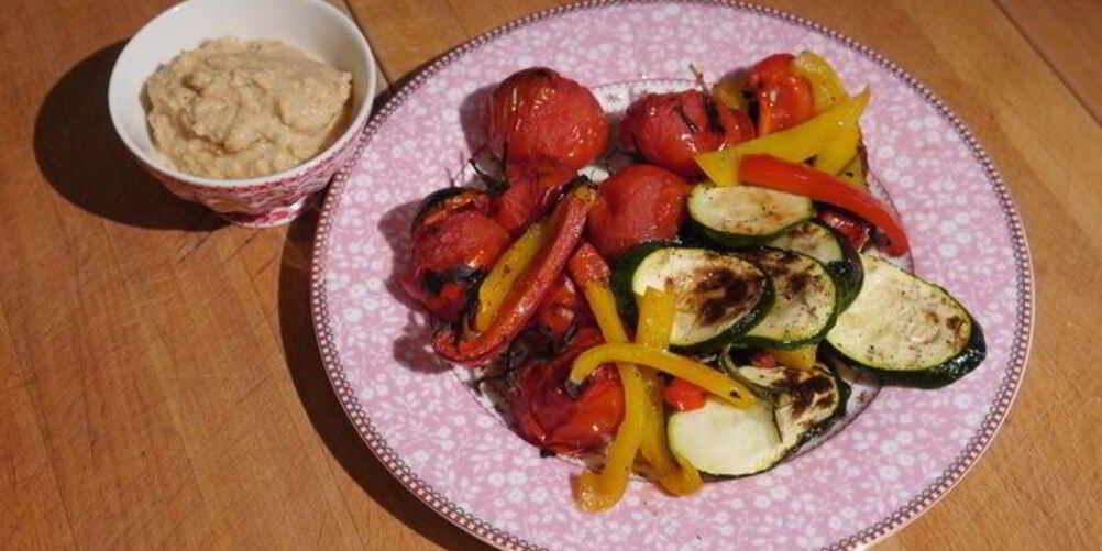 Рецепт запеченных овощей и хумус с вялеными помидорами