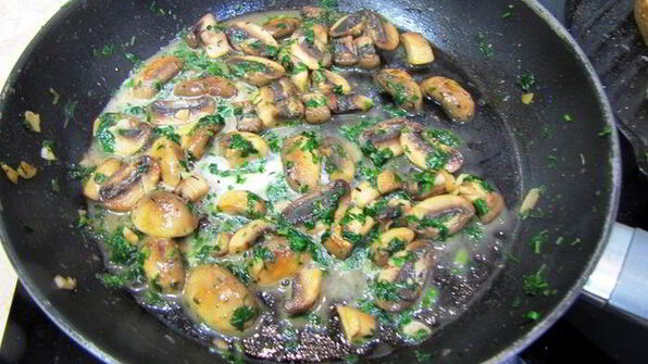 брускетта с грибами