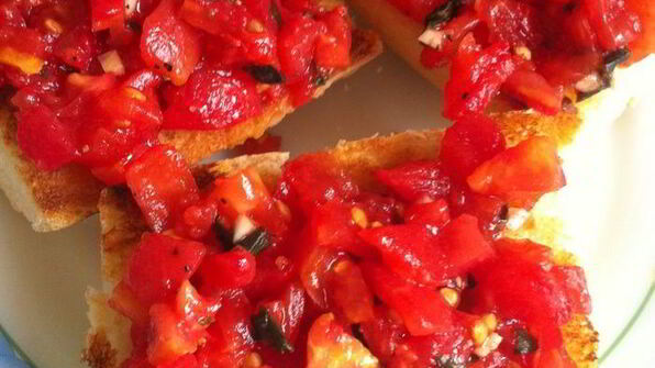 брускетта с томатами