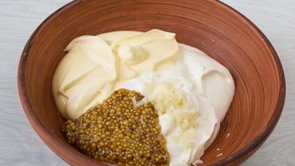 бургер-гриль с сочным баклажаном