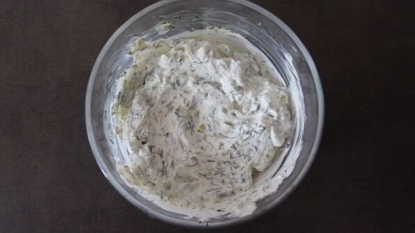 бургер со свиным бифштексом