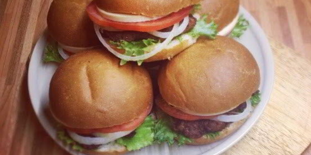 Рецепт бургеров из индейки с сыром сулугуни