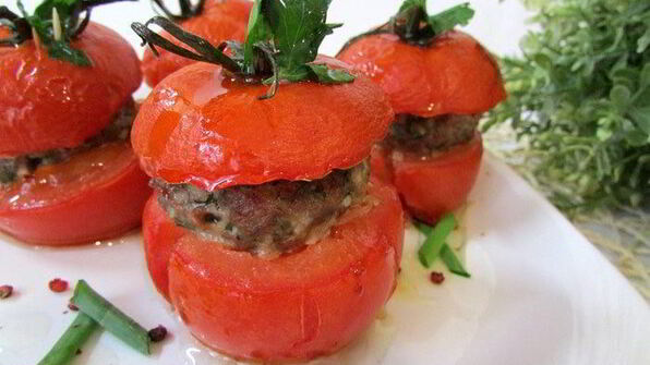 гамбургер в помидорке