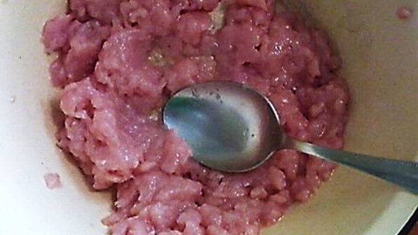 бутерброд с индюшиной колбасой