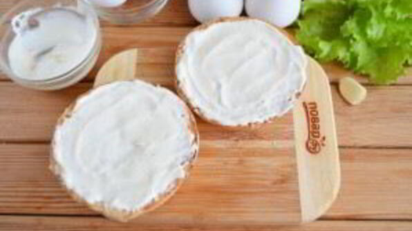 бутерброд с яйцом