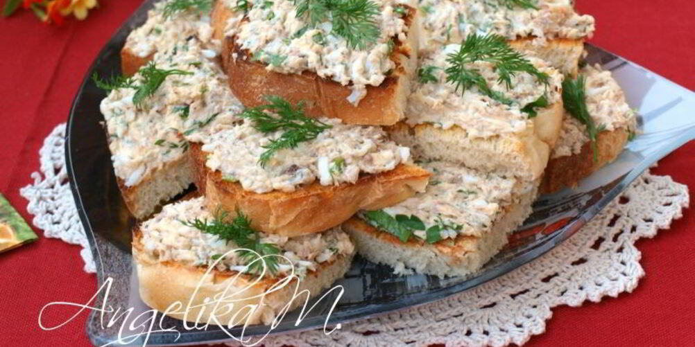 Рецепт бутербродов с сардинами и плавленым сыром