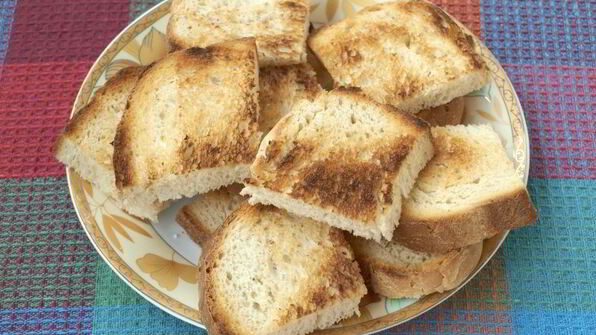 бутерброды с сардинами и плавленым сыром