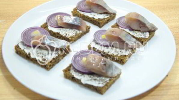 бутерброды с сельдью