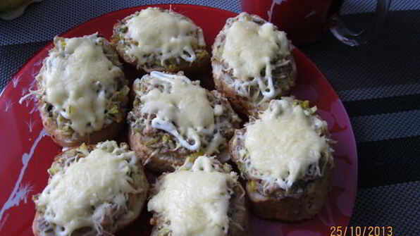 горячие бутерброды с сайрой