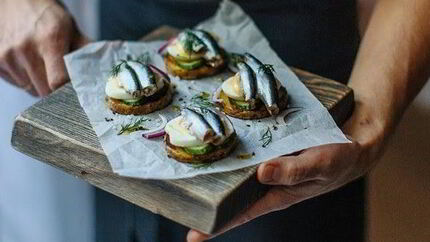 Клевые бутерброды на печеном картофеле