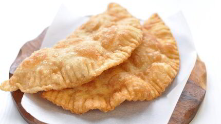 Чебуреки с бараниной из простого теста