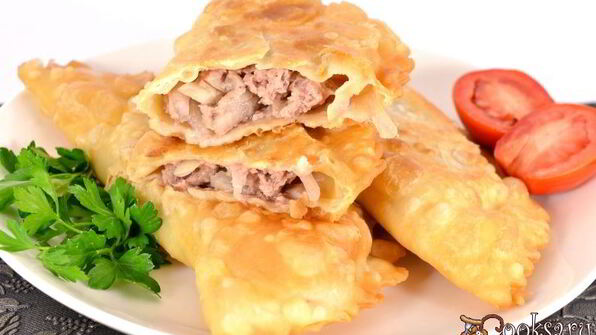чебуреки с индюшиным фаршем