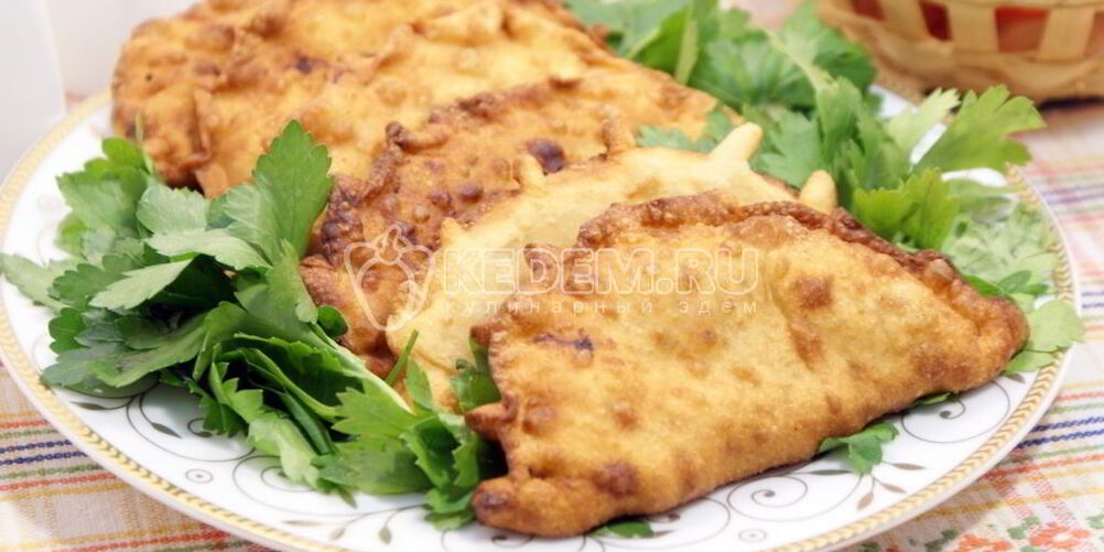 Рецепт чебуреков с мясом