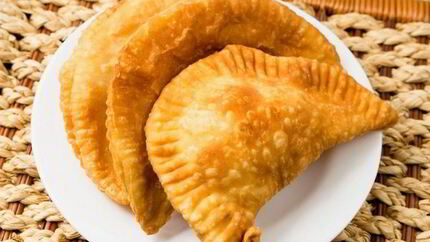 Хрустящие чебуреки с бараниной и говядиной