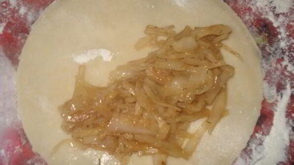 постные чебуреки с капустой