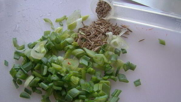 домашний яичный сыр с зеленью