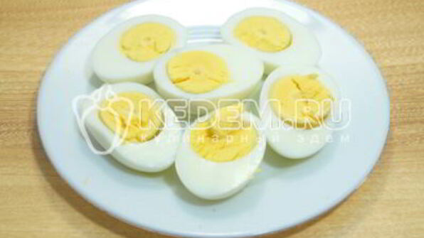 яйца фаршированные крабовыми палочками