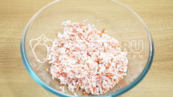 яйца фаршированные крабовыми палочками