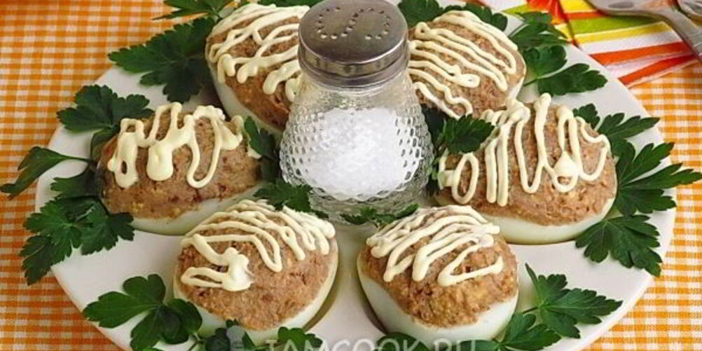 Рецепт яиц, фаршированных куриной печенью