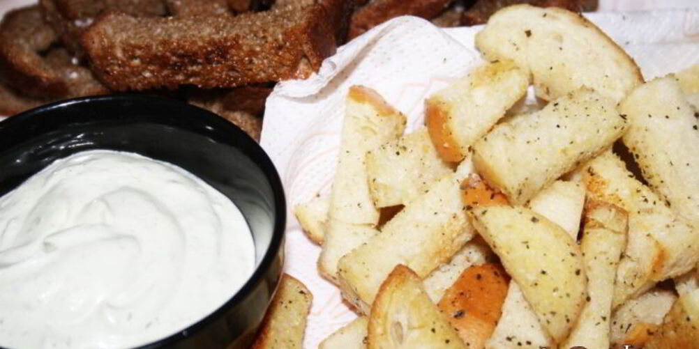 Рецепт закусочных гренков к пиву ин-ян