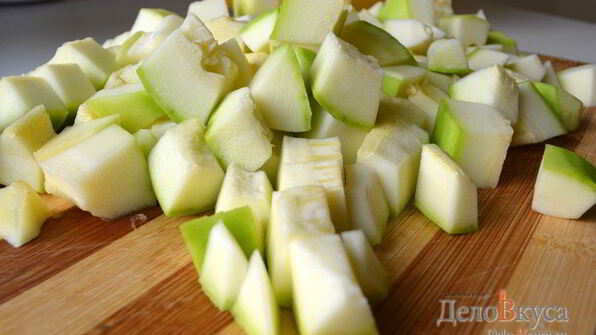 кабачковая икра с помидорами