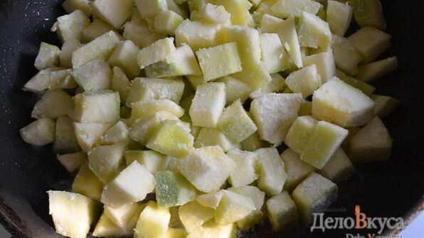 кабачковая икра с помидорами