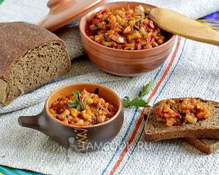 Кабачково-баклажанная икра по-восточному