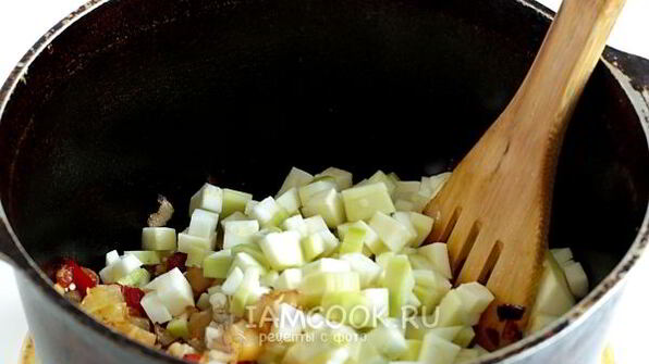 кабачково-баклажанная икра по-восточному