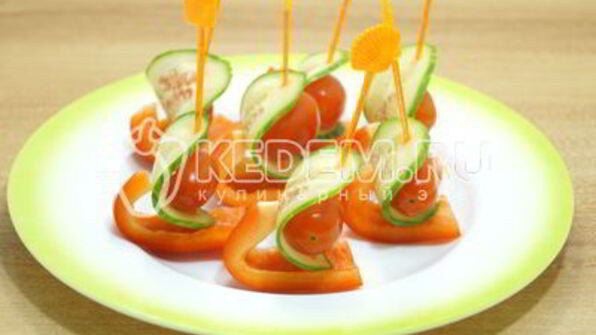 канапе на праздничный стол кораблики