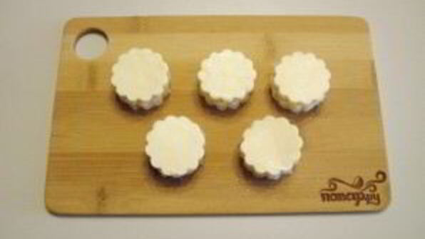 канапе обезьянки на шпажках