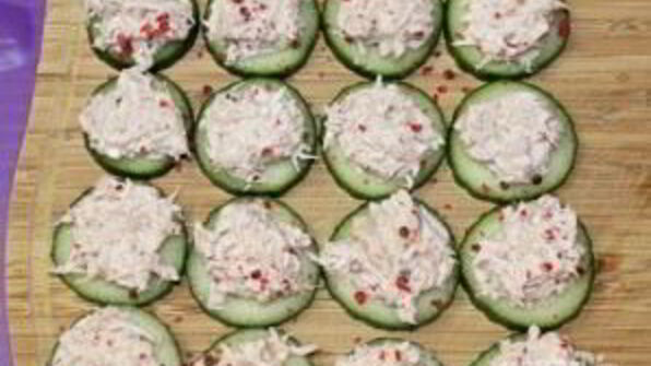 канапе с крабовым мясом