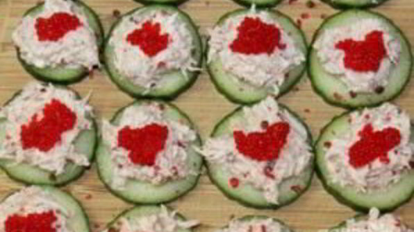 канапе с крабовым мясом