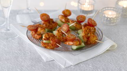 Канапе с креветками пикантные