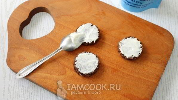 канапе с сельдью