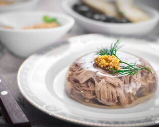 Холодец из говядины и свиных ножек