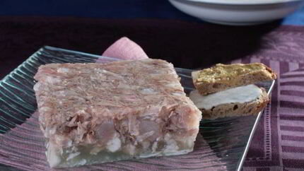 Холодец из свинины и курицы