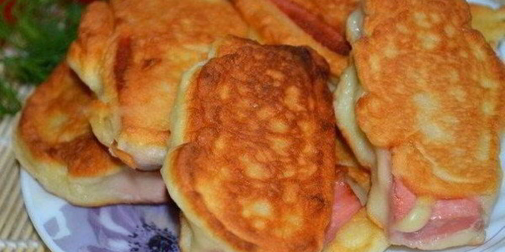 Рецепт колбасы в кляре к завтраку